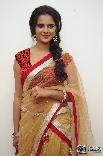 Manasa-at-Rowdy-Fellow-Movie-Audio-Launch